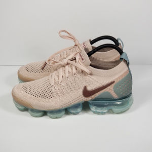 Nike Air Max Vapormax | Flyknit 2 | Woman Size 9